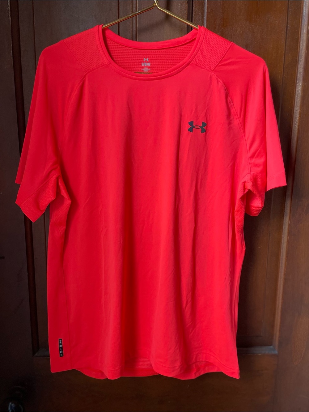 Under Armour men's large fitted short sleeve athletic shirt